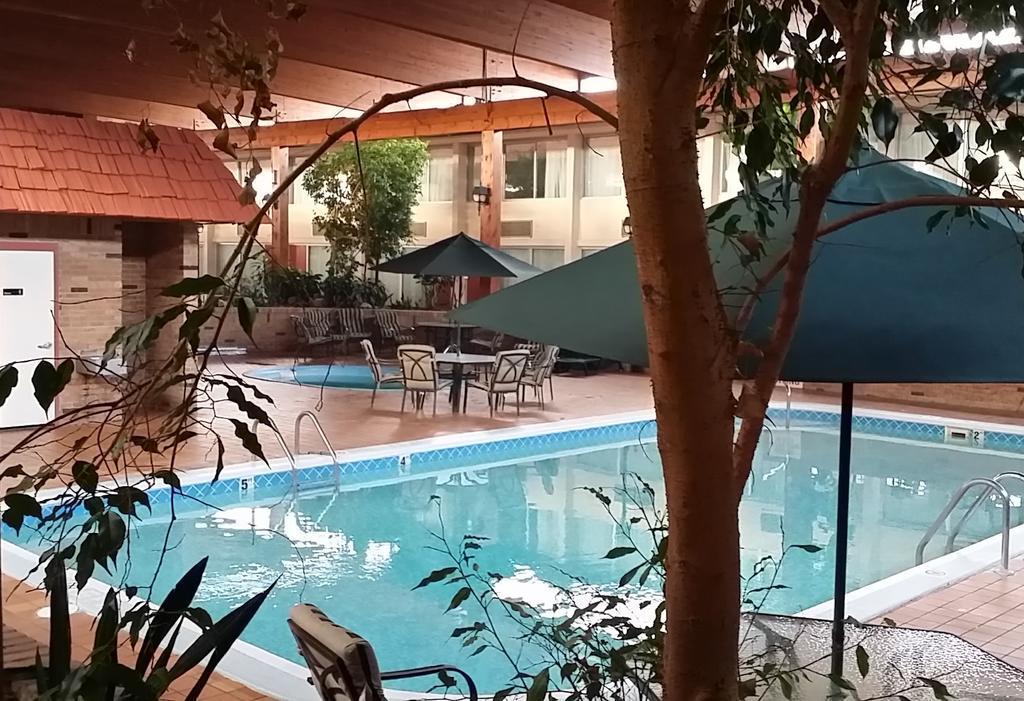 Travelodge By Wyndham Гейлорд Экстерьер фото